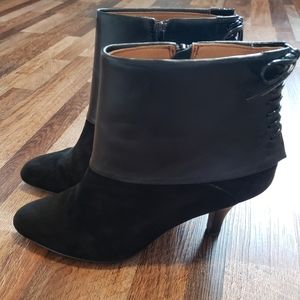 Sofft Black Lace Up Heeled Ankle Booties